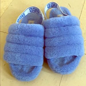 Uggs slippers slides
